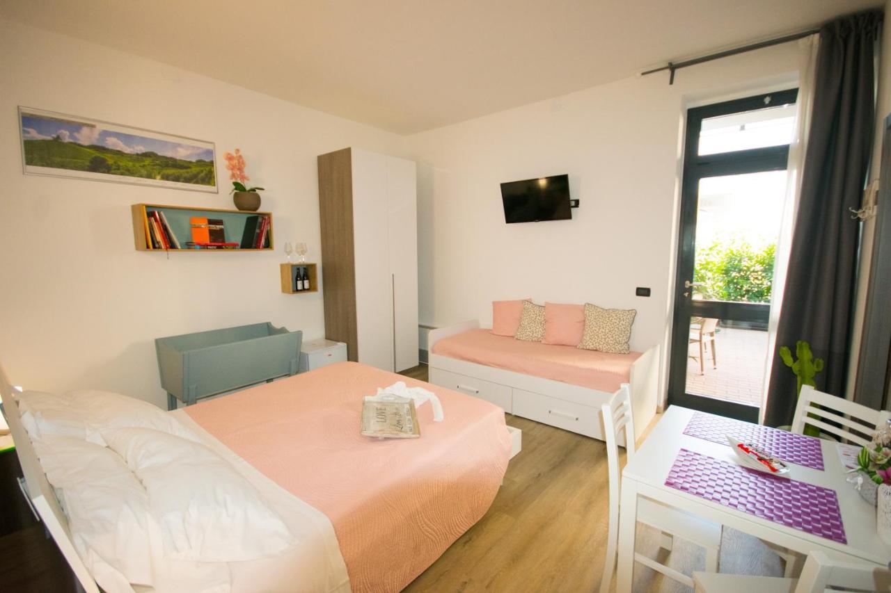 Alba Serena Camere Bagian luar foto